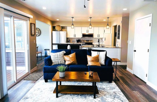 Huron Condominio | Harborview on the water - sleeps 20!