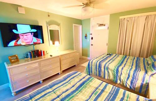 Lenox Park Complejo | Harbour Beach Resort - Direct Oceanfront, private balcony !