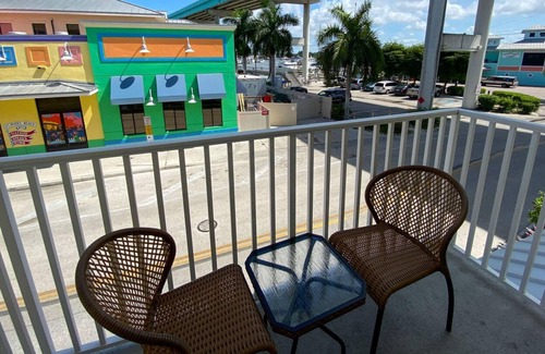 Fort Myers Beach Condominio | Harbour House at the Inn Unit 211 by Coastal Vacation Properties