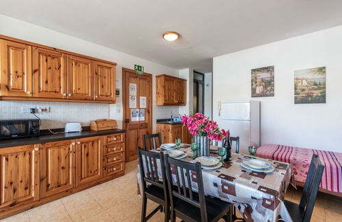 St. Paul's Bay Apartamento | Harbour Lights Apartments by Getaways Malta