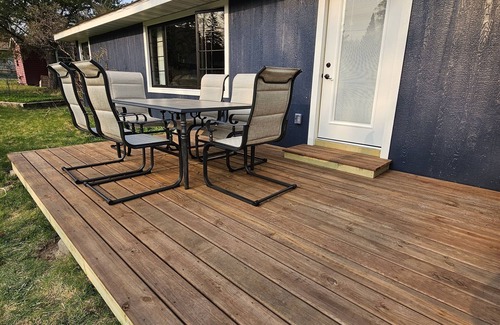 Grand Marais Casa | Harbour View Getaway- unique, fully renovated 1 block from the lake!