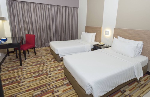 Kuching Hotel | Harbour View Hotel