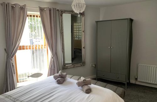 Donaghadee Apartamento | Harbour View luxury comfortable Holiday Apartment