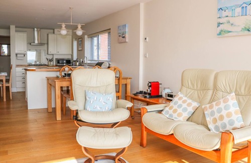 Christchurch Cabaña | VISTA DEL PUERTO, MUDEFORD, admite mascotas en Christchurch, Ref 1006623