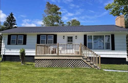 Sheet Harbour Casa | Harbour View with so many amenities