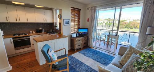 Elizabeth Bay Apartamento | Harbourfront Bliss - 2 bedrooms, parking, balcony