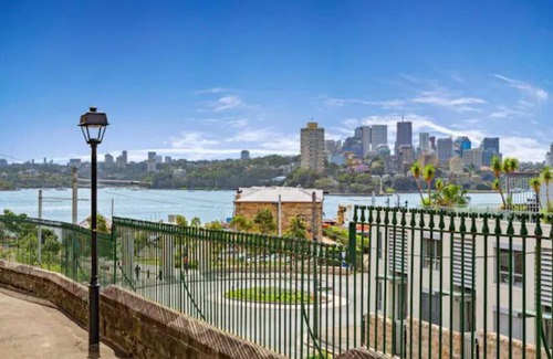 Millers Point Apartamento | Harbourfront meets Heritage Chic near Barangaroo