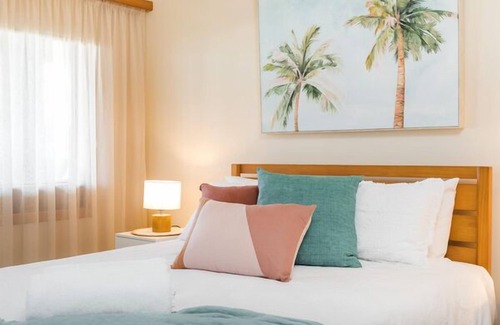 Albany Casa | Harbourview House - coast chic in the CBD