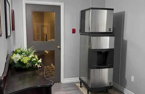Sydney Hotel | Harbourview Inn & Suites
