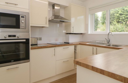 Heligan Cabaña | Harcombe House Bungalow 11