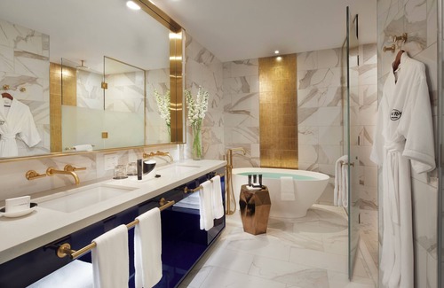 Central New York City Hotel | Hard Rock Hotel New York