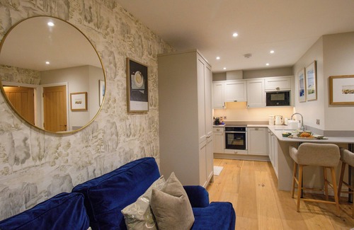 Crosthwaite Cabaña | HARDRIGGS BANK COTTAGE, pet friendly, with a garden in Windermere
