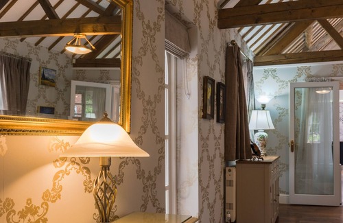 New Forest District Cabaña | Harefield House