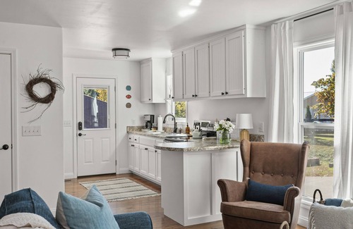 Franklin Casa | Hargrove House - Charming and Dreamy Retreat on 4 acres in Leiper's Fork