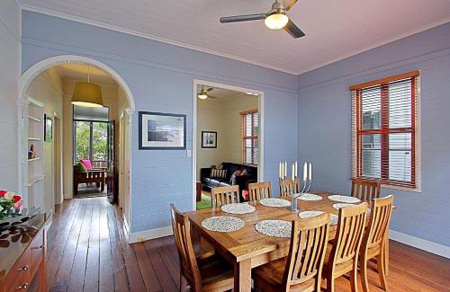 Byron Bay Casa | Harkaway - charming cottage in central Byron Bay