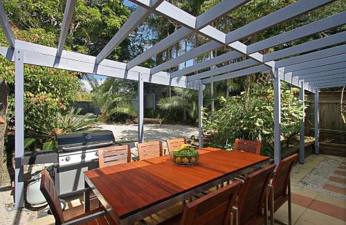 Byron Bay Casa | Harkaway - charming cottage in central Byron Bay