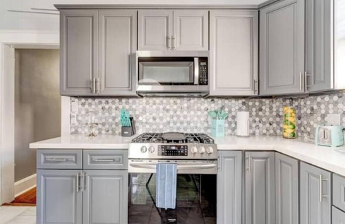 Fairgrounds Apartamento | Harleaux Chateau - Central Location New Renovation