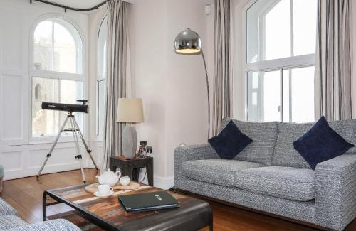 Harlech Casa | Harlech Apartments - Branwen