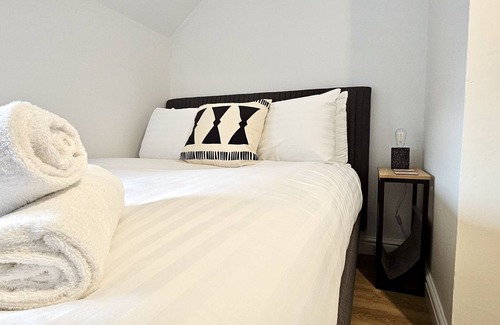 Penylan Apartamento | Harlequin Apartments No.5