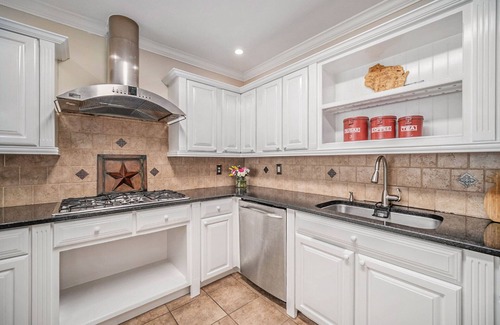 Harleston Village Casa | Harleston Village Family Friendly Downtown Home