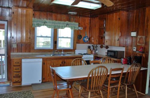 Holden Beach Casa | Harley's Better Half