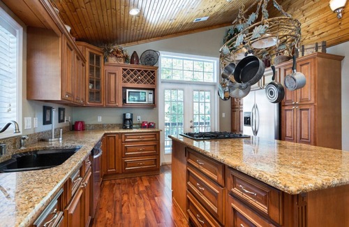 Chimney Rock Casa | Harley's River Walk - Alquiler de vacaciones en Mr Lake Lure