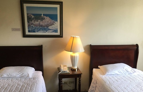 Dededo Hotel | Harmon Loop Hotel