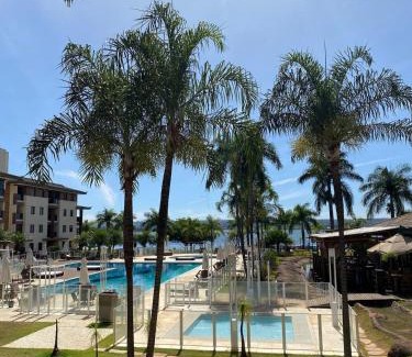 Smin Apartamento | Harmonia à Beira do Lago - Life Resort