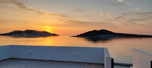 Kimolos Casa | Harmonia Beach House