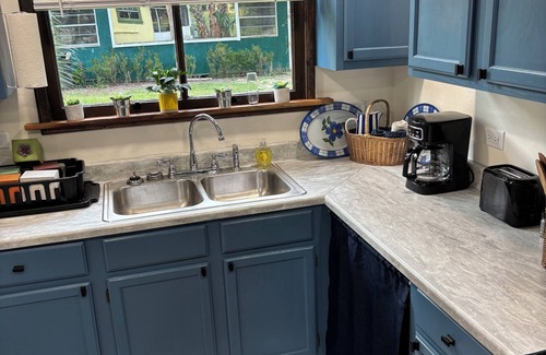 Cross Creek Cabina | Harmons Landing charming 2 bedroom cabin Cross Creek