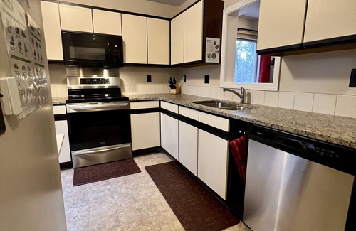 Center Conway Condominio | Harmony Hideaway NH a tranquil retreat nestled on the Saco River.