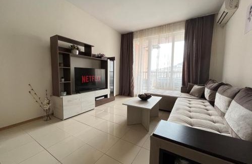 Osenovo Apartamento | Harmony Hills Poseidon