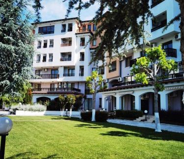 Osenovo Apartamento | Harmony hills view apartments