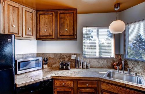 Yosemite Forks Casa | Harmony Hilltop Hideaway