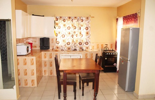 Kololi Apartamento | Harmony House Apartments