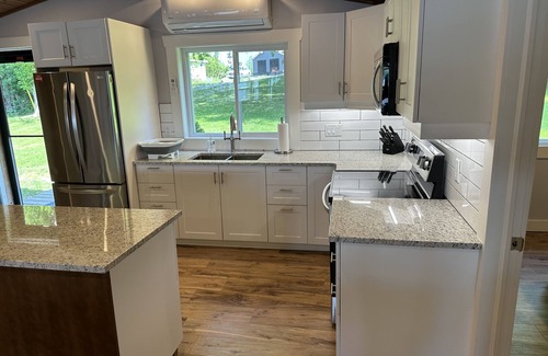 Kingston Cabaña | Harmony Lane Hideaway