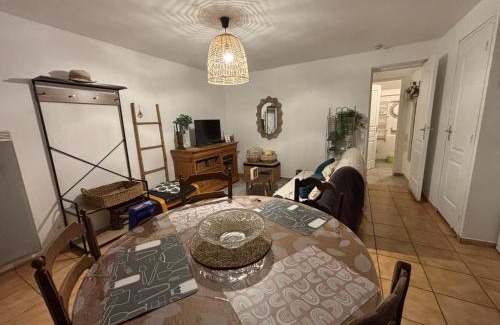 Miplaine Apartamento | Harmony of Nature - 4 pers - Near Eurexpo and Groupama Stadium