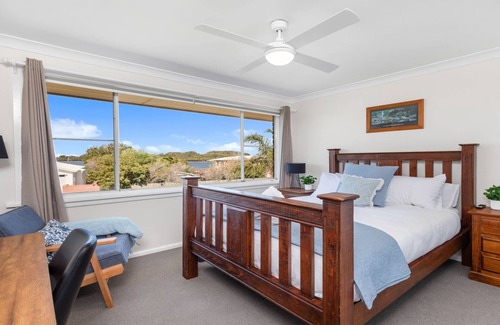 Greenwell Point Casa | Harmony on Haiser B – gorgeous, self-contained upstairs unit with stunning views of the river