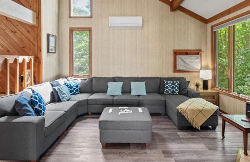 Lake Harmony Casa | Harmony Ridge by AvantStay Fireplace Large Deck Forest Views