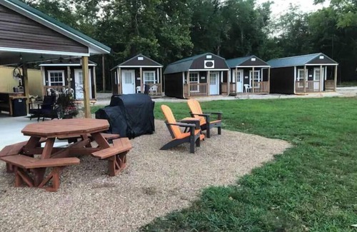 Miller County Cabina | “Harold” one of the 5 Tiny Cabins on the Osage River