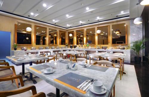 Cikarang Hotel | Harper Cikarang by ASTON