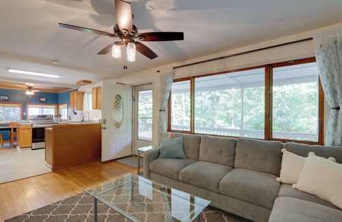 Kabletown Cabina | Harpers Ferry Cabin - Walk to Private Lake!