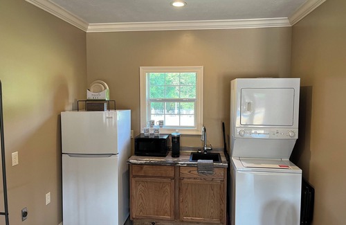 Tougaloo Casa | Harris Estates is a secluded, peaceful property in Clinton School District.