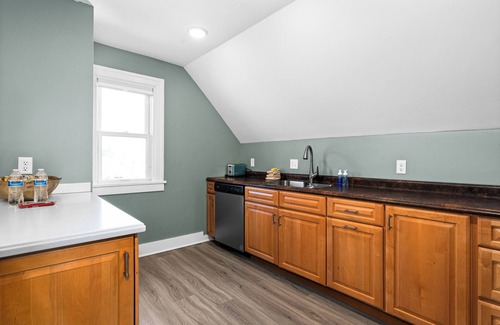 East Hillside Apartamento | Harris House | Suite 5 | On Medical Campus