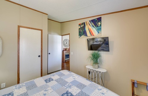 Ferndale Casa | ¡NUEVO! Harrod's Hideaway w / Deck + Dock en el lago Norrell