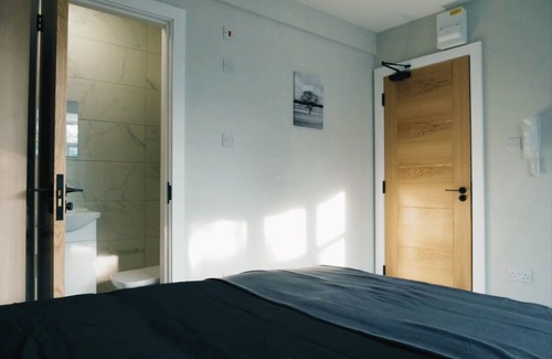 South Harrow Apartamento | Harrow’s Premier Aparthotel: Spacious, Elegant, and Fully Equipped