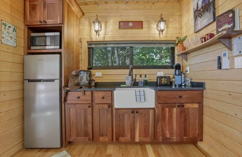 Rockbridge Casa | Harry Potter's Treehouse Burrow