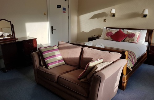 Aberystwyth Hotel | Harry's Hotel