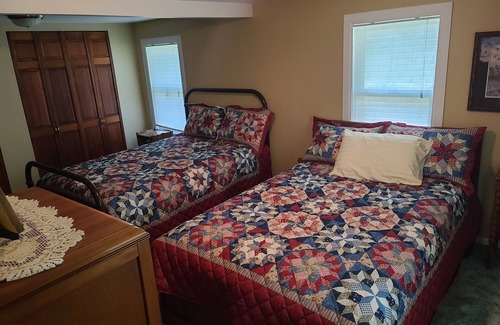 Harsens Island Otro | Harsens Island Farm House on 10 Wooded Acres Adjacent to Pond