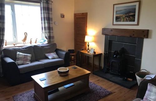 Ardroil Casa | Harsgeir View Holiday Cottage -Wifi Go green